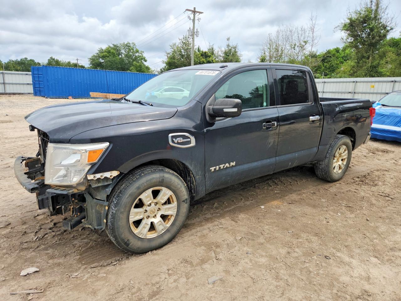 Photo of the 2017 NISSAN TITAN S