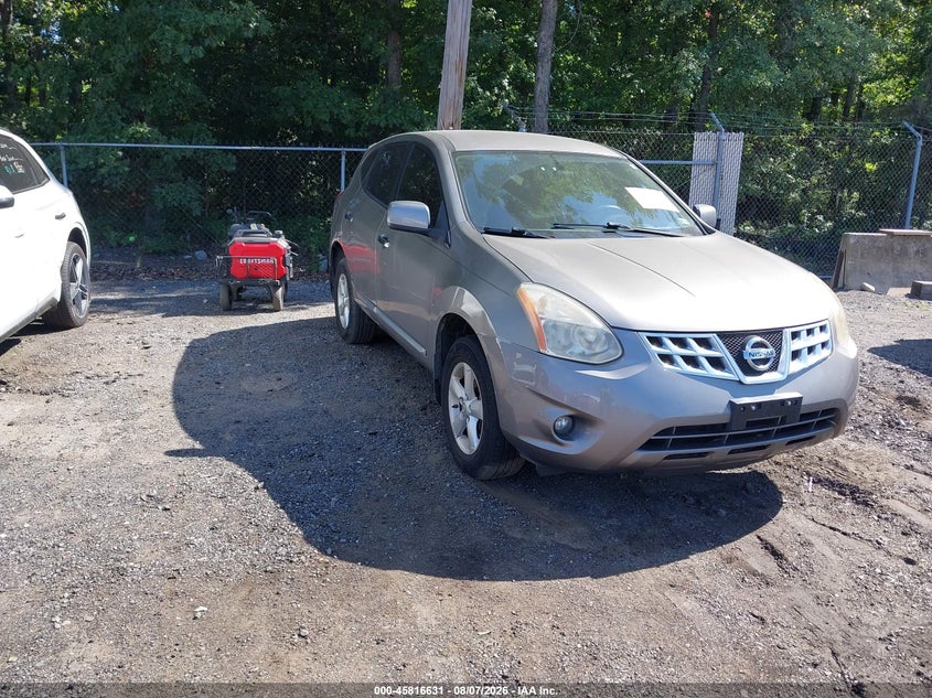 Photo of the 2013 NISSAN ROGUE S