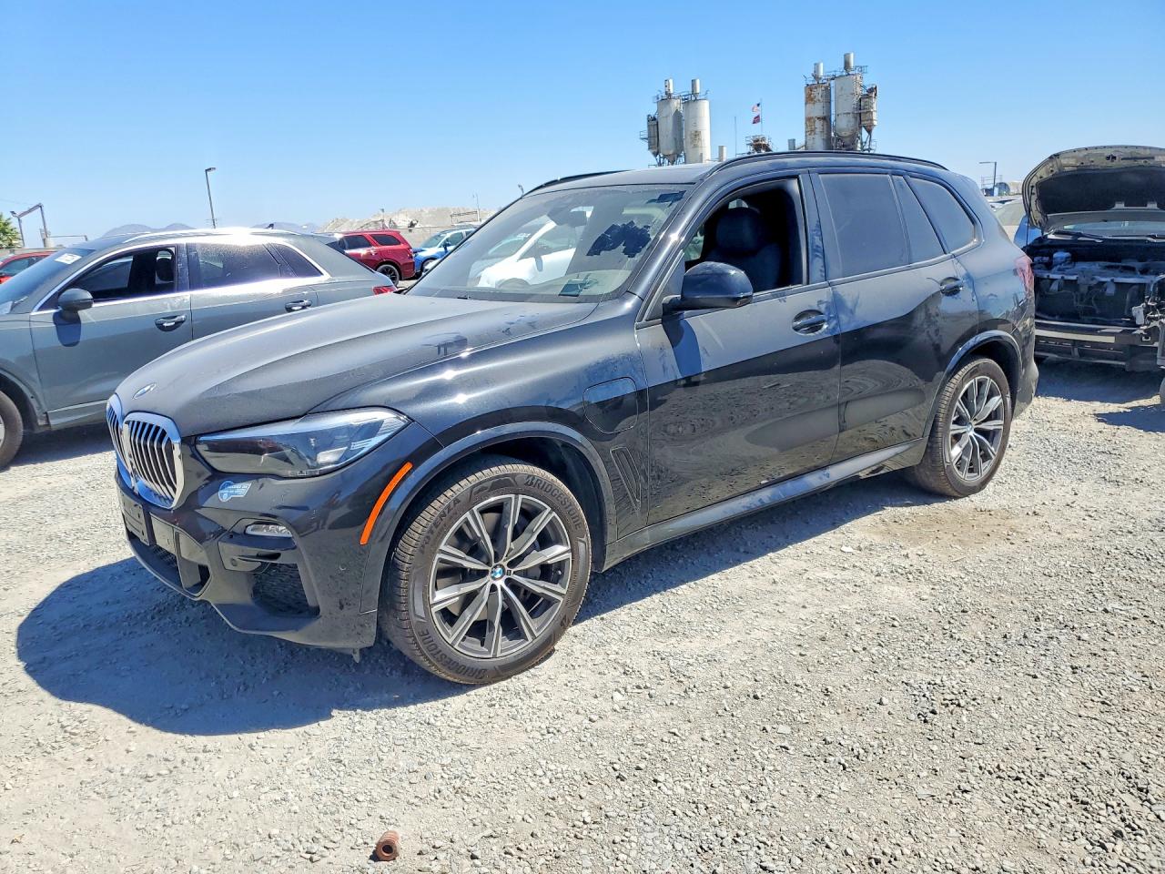 Photo of the 2021 BMW X5 XDRIVE45E
