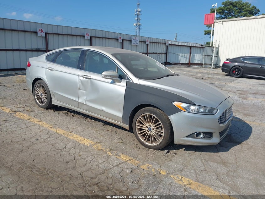 Photo of the 2015 FORD FUSION SE