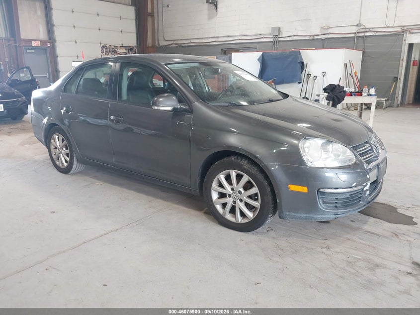 Photo of the 2010 VOLKSWAGEN JETTA LIMITED EDITION