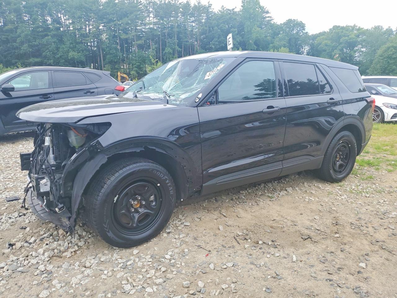 Photo of the 2025 FORD EXPLORER POLICE INTERCEPTOR