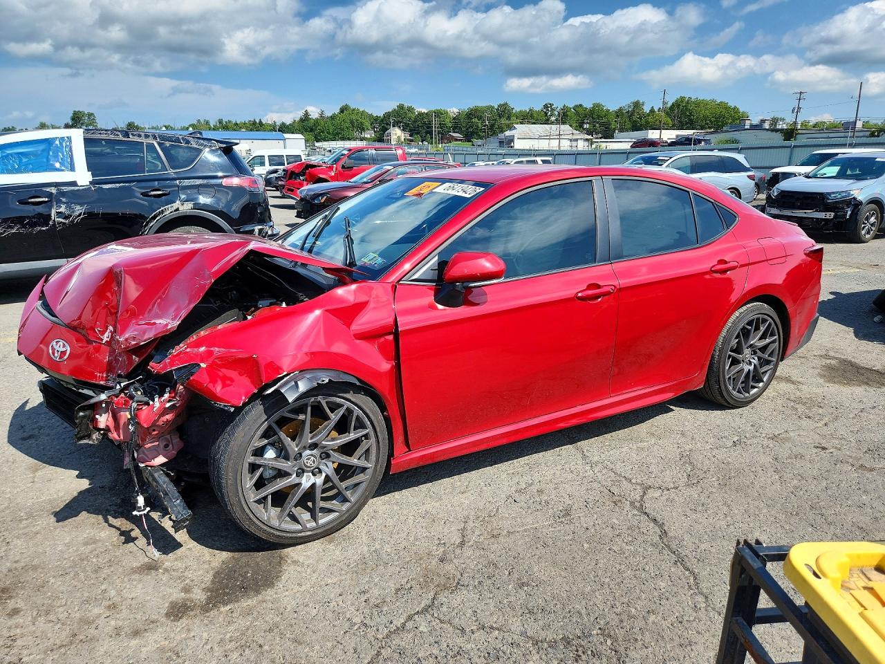 Photo of the 2025 TOYOTA CAMRY SE