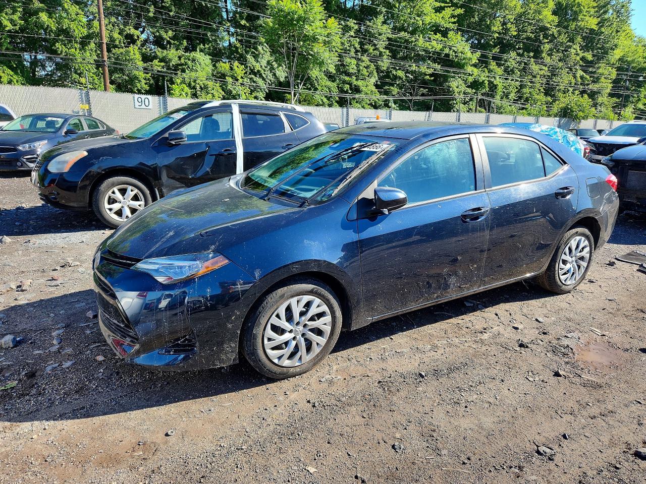 Photo of the 2017 TOYT COROLLA