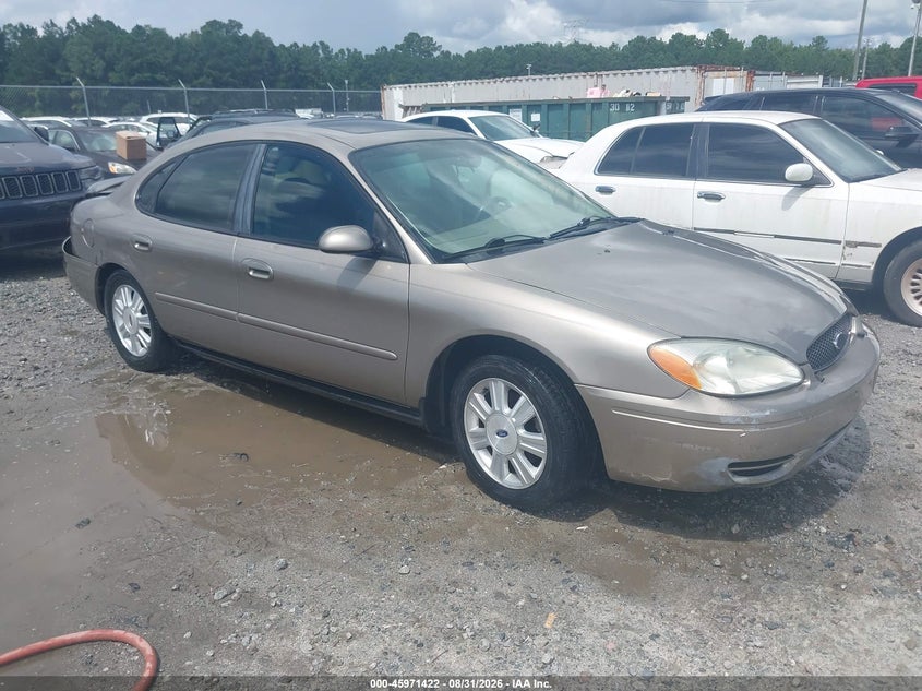 Photo of the 2005 FORD TAURUS SEL