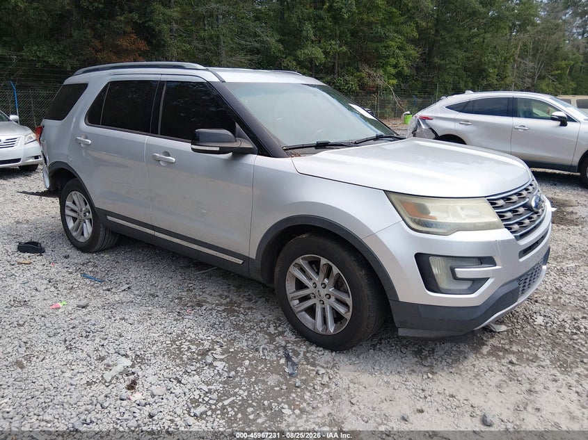 Photo of the 2016 FORD EXPLORER XLT