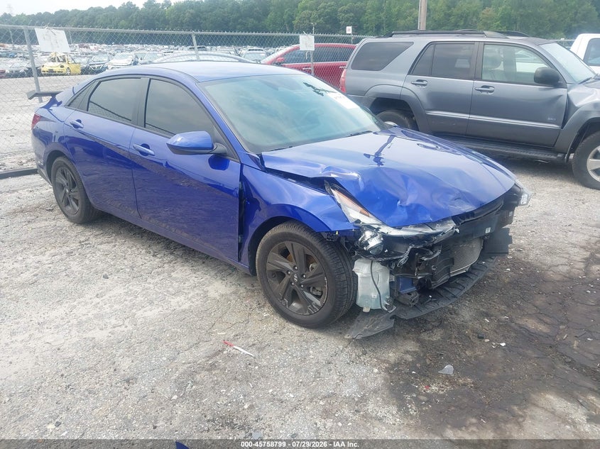 Photo of the 2022 HYUNDAI ELANTRA SEL