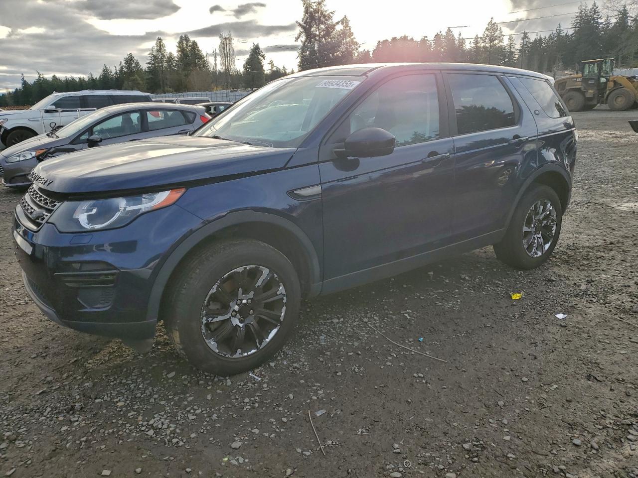 Photo of the 2016 LAND ROVER DISCOVERY SPORT SE