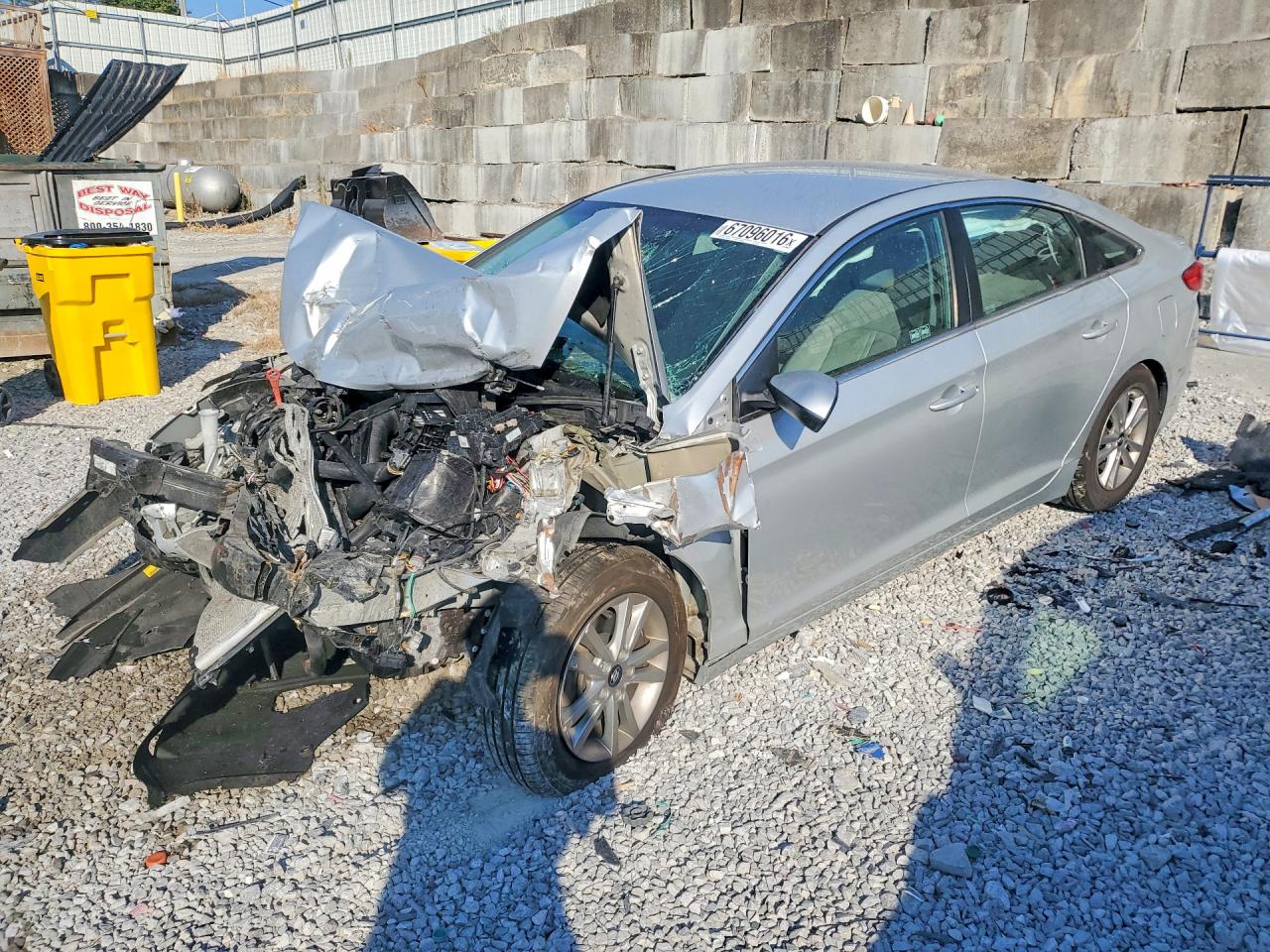Photo of the 2017 HYUNDAI SONATA SE