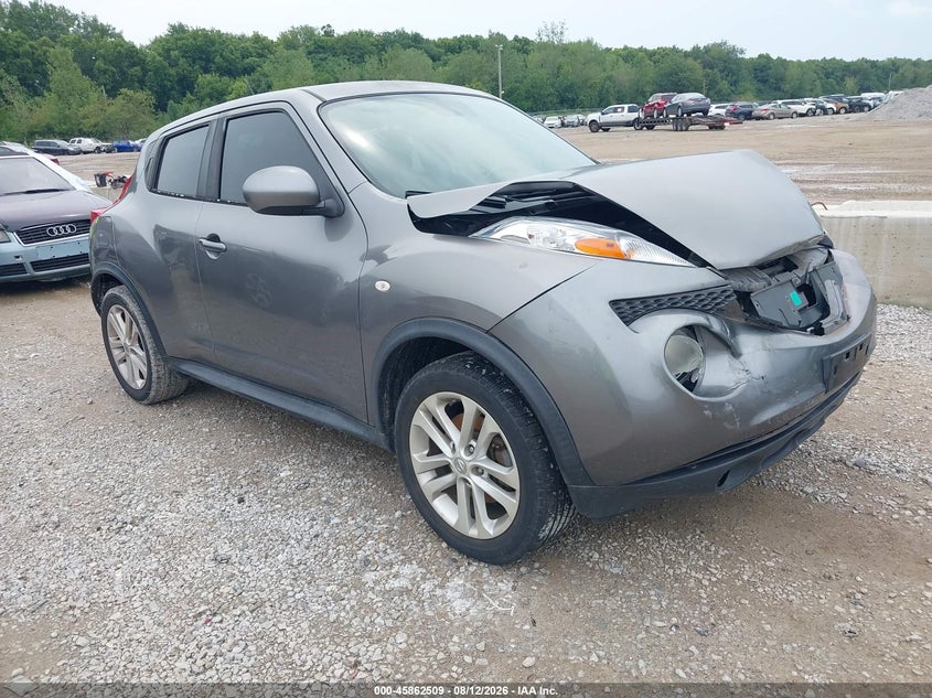 Photo of the 2014 NISSAN JUKE SV