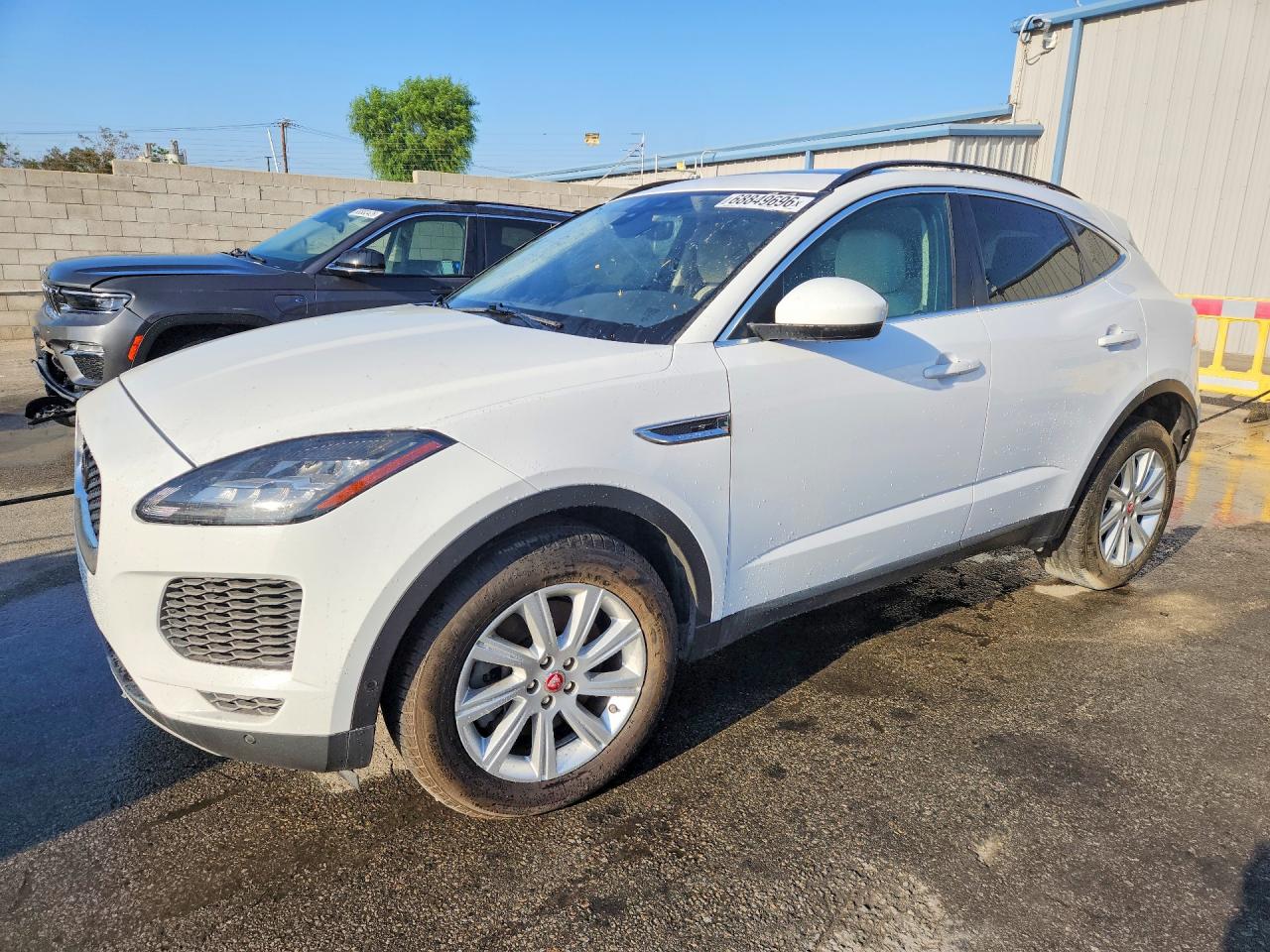 Photo of the 2018 JAGUAR E-PACE S