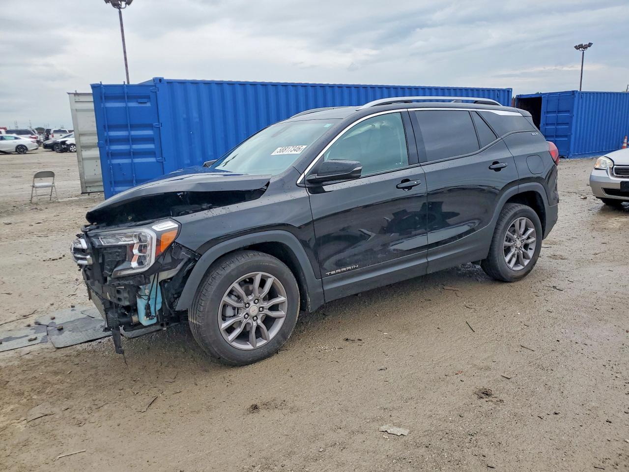 Photo of the 2024 GMC TERRAIN SLT