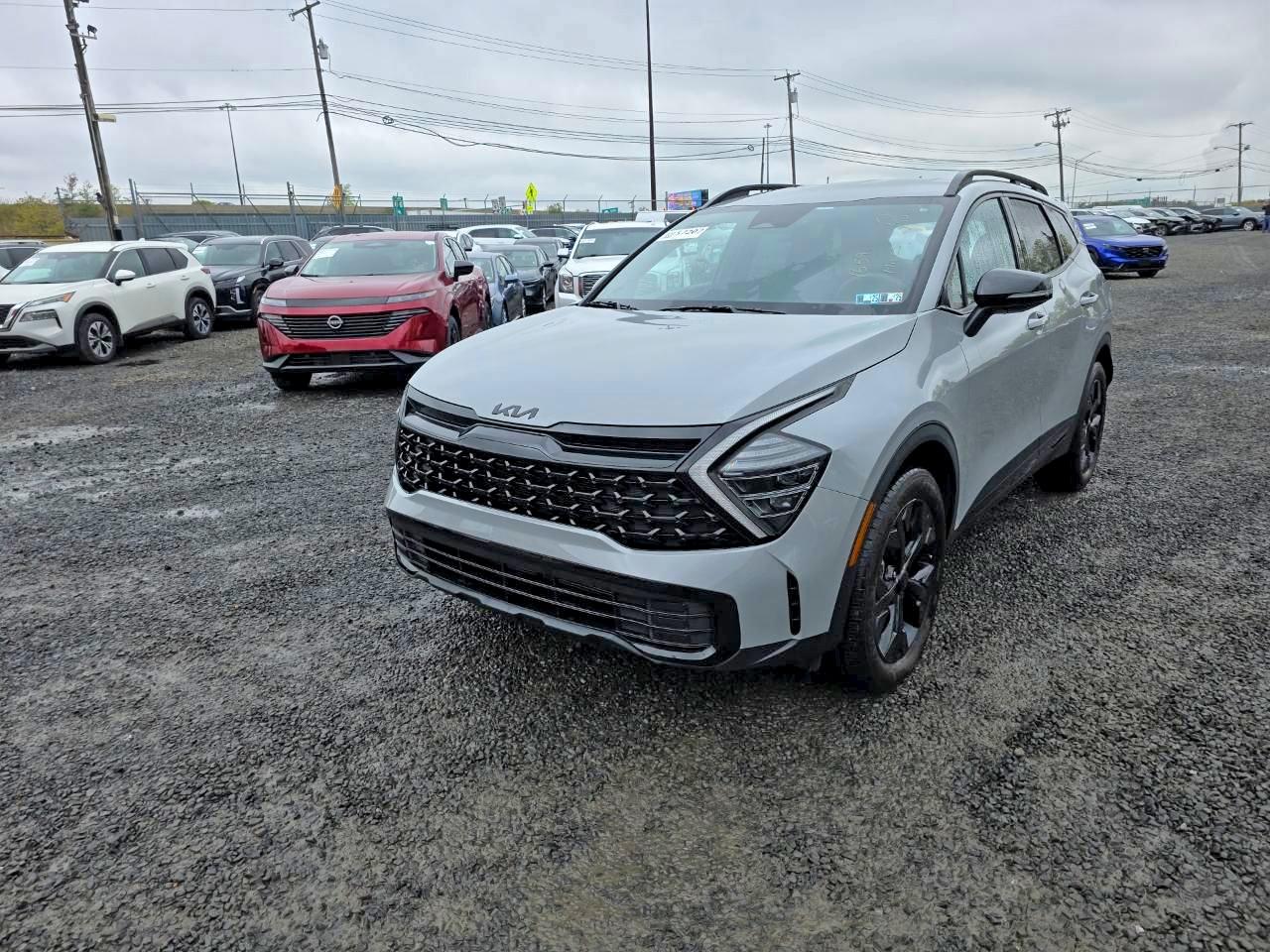 Photo of the 2025 KIA SPORTAGE X LINE