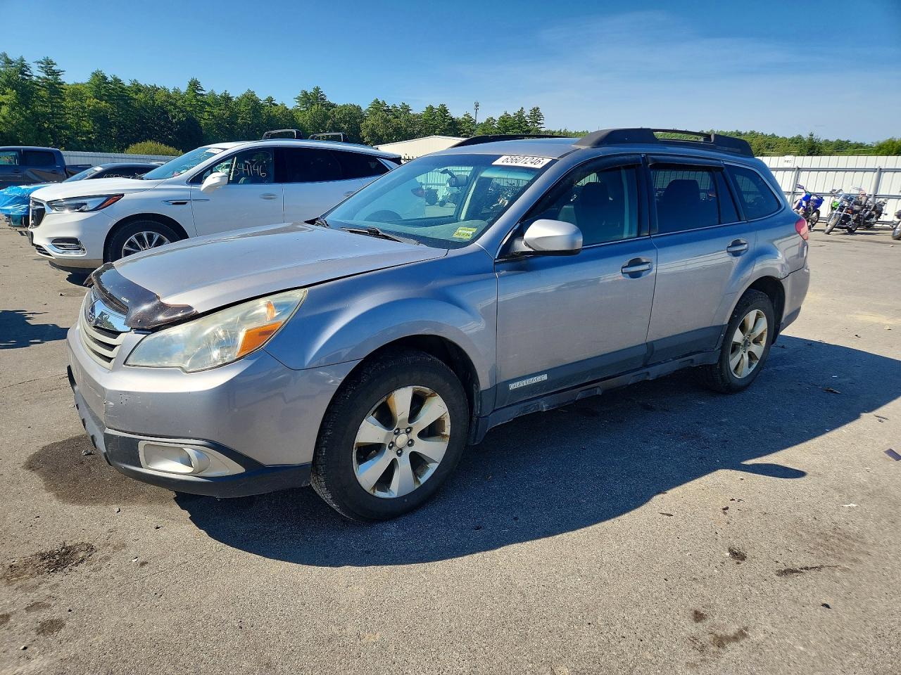 Photo of the 2010 SUBARU OUTBACK 2.5I LIMITED