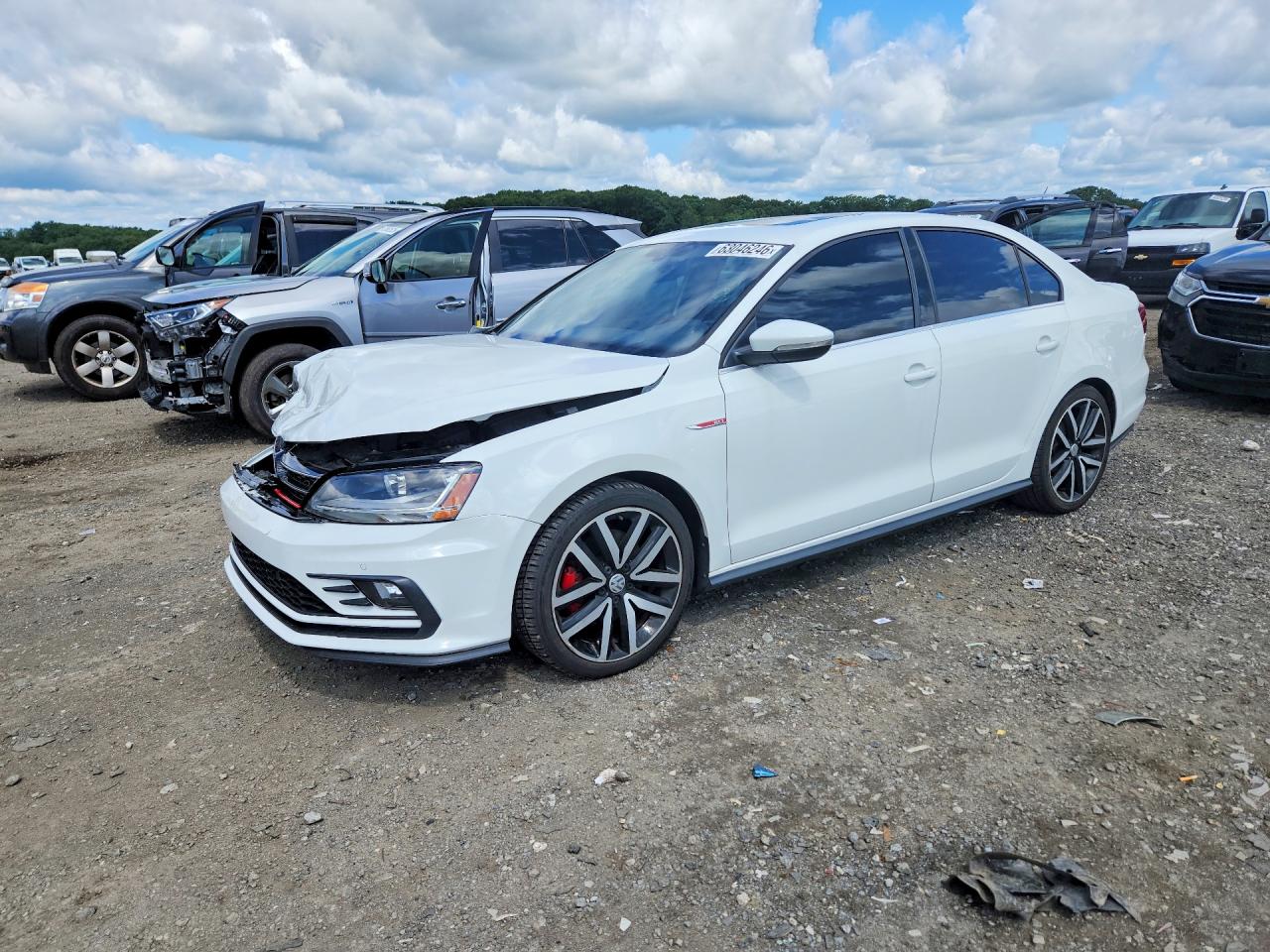 Photo of the 2018 VOLKSWAGEN JETTA GLI