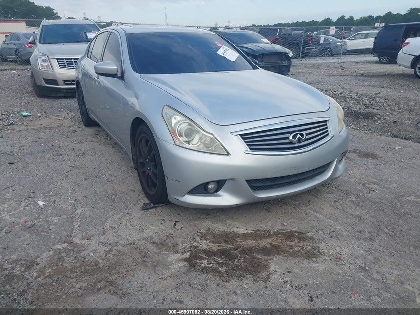 Photo of the 2012 INFINITI G37 JOURNEY