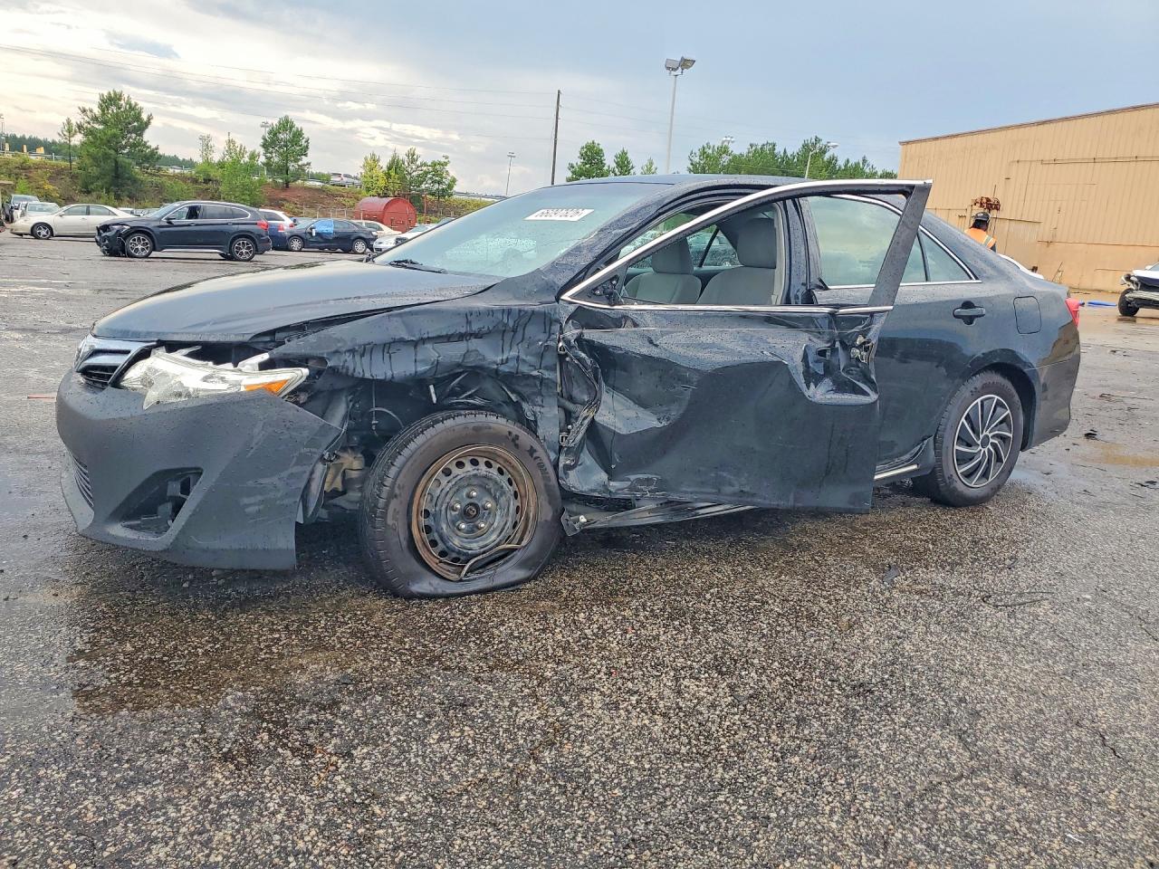 Photo of the 2012 TOYOTA CAMRY LE