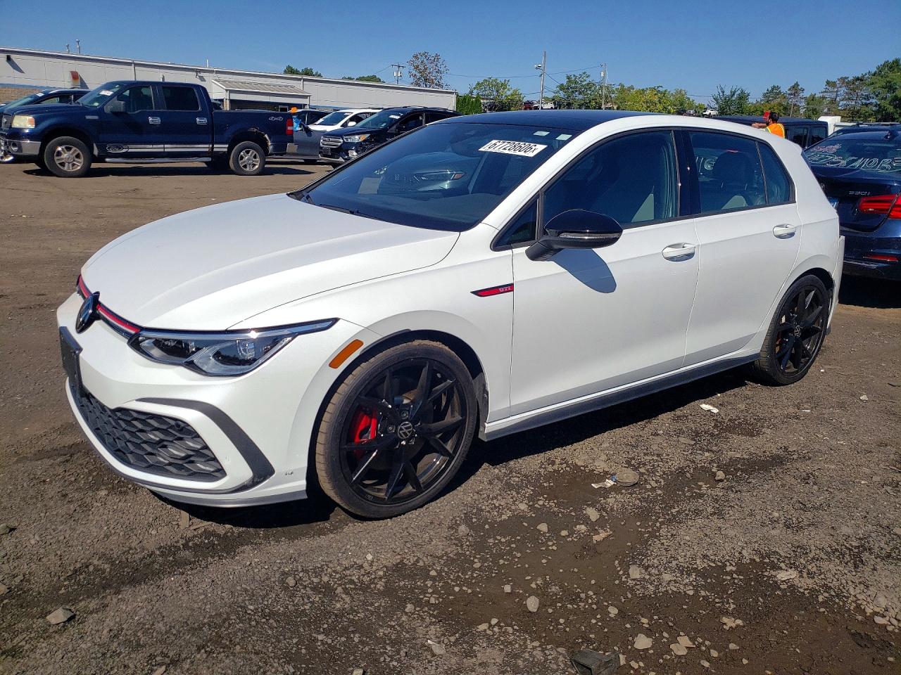 Photo of the 2024 VOLKSWAGEN GTI SE