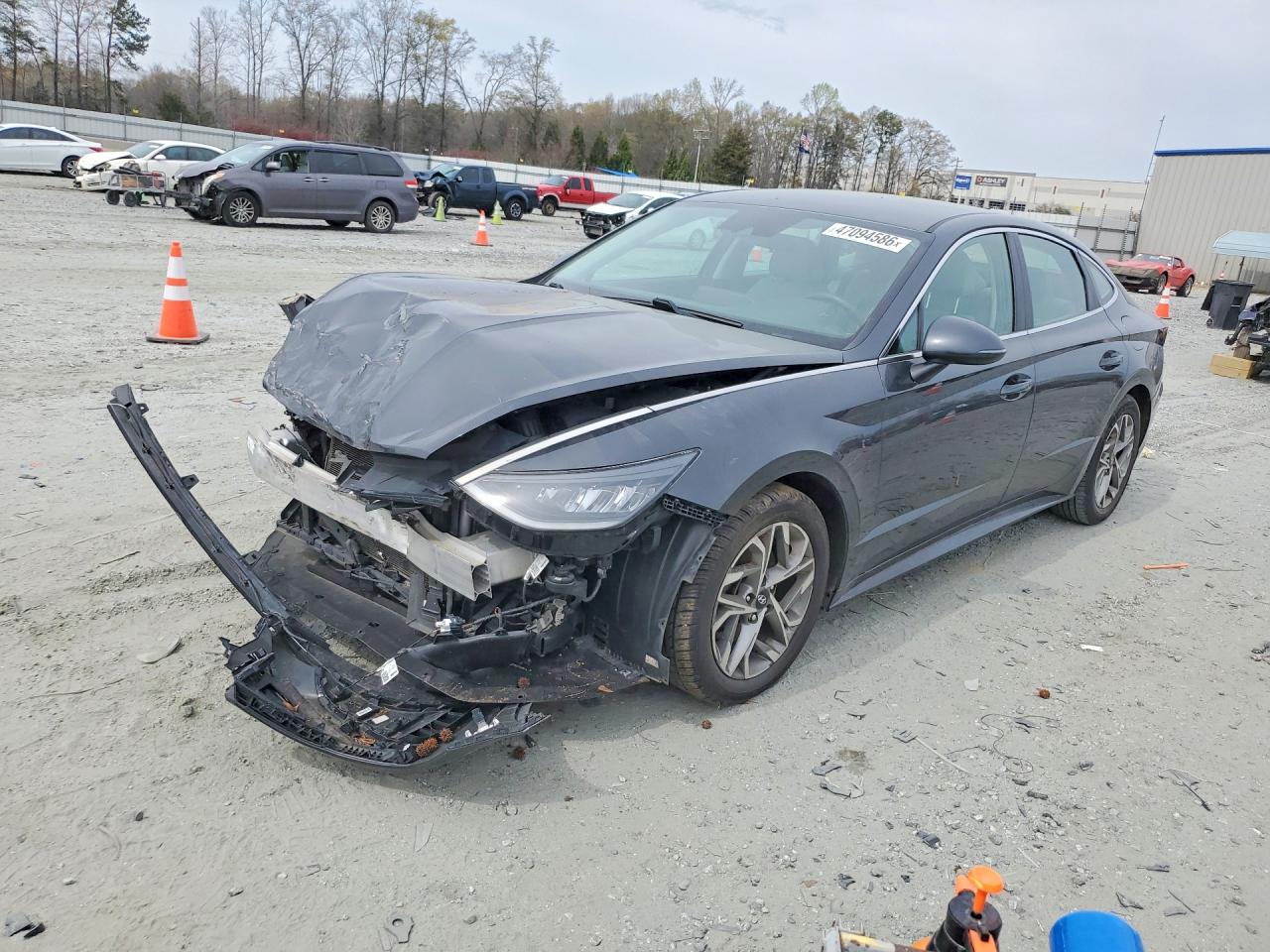 Photo of the 2020 HYUNDAI SONATA SEL