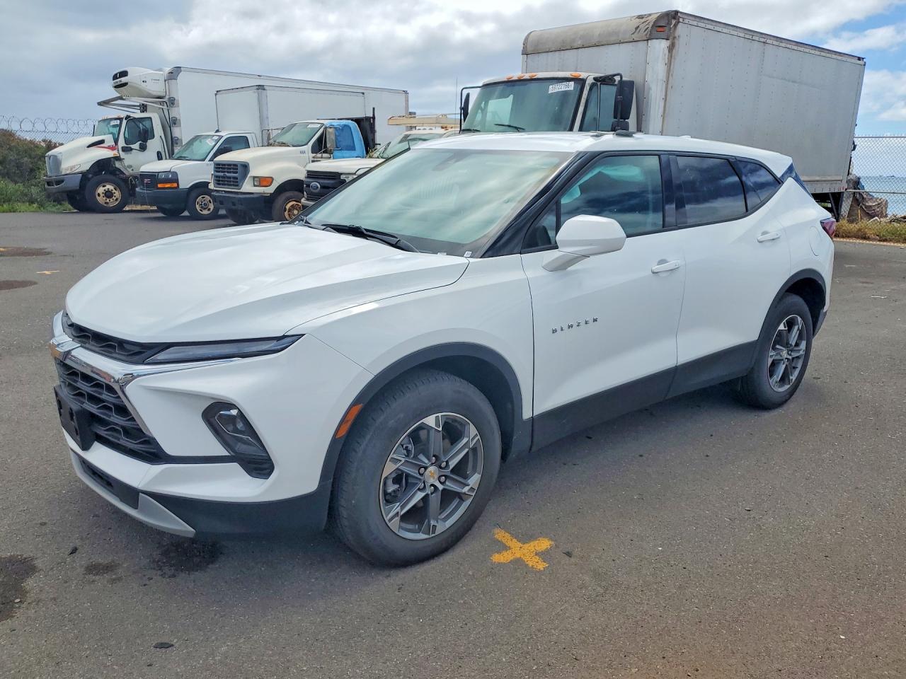 Photo of the 2026 CHEVROLET BLAZER 2LT