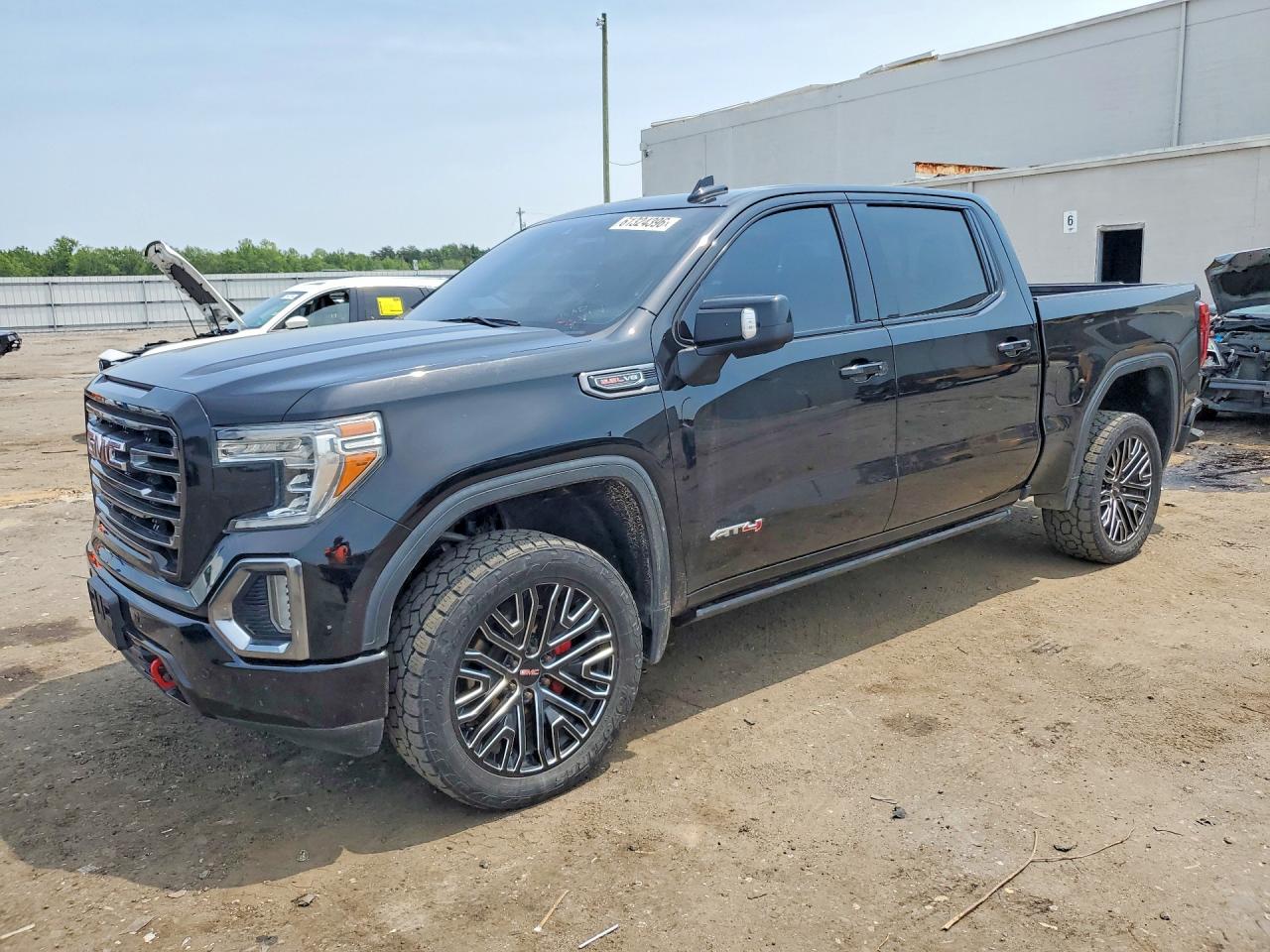 Photo of the 2020 GMC SIERRA K1500 AT4