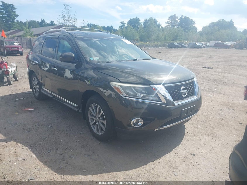 Photo of the 2015 NISSAN PATHFINDER SL