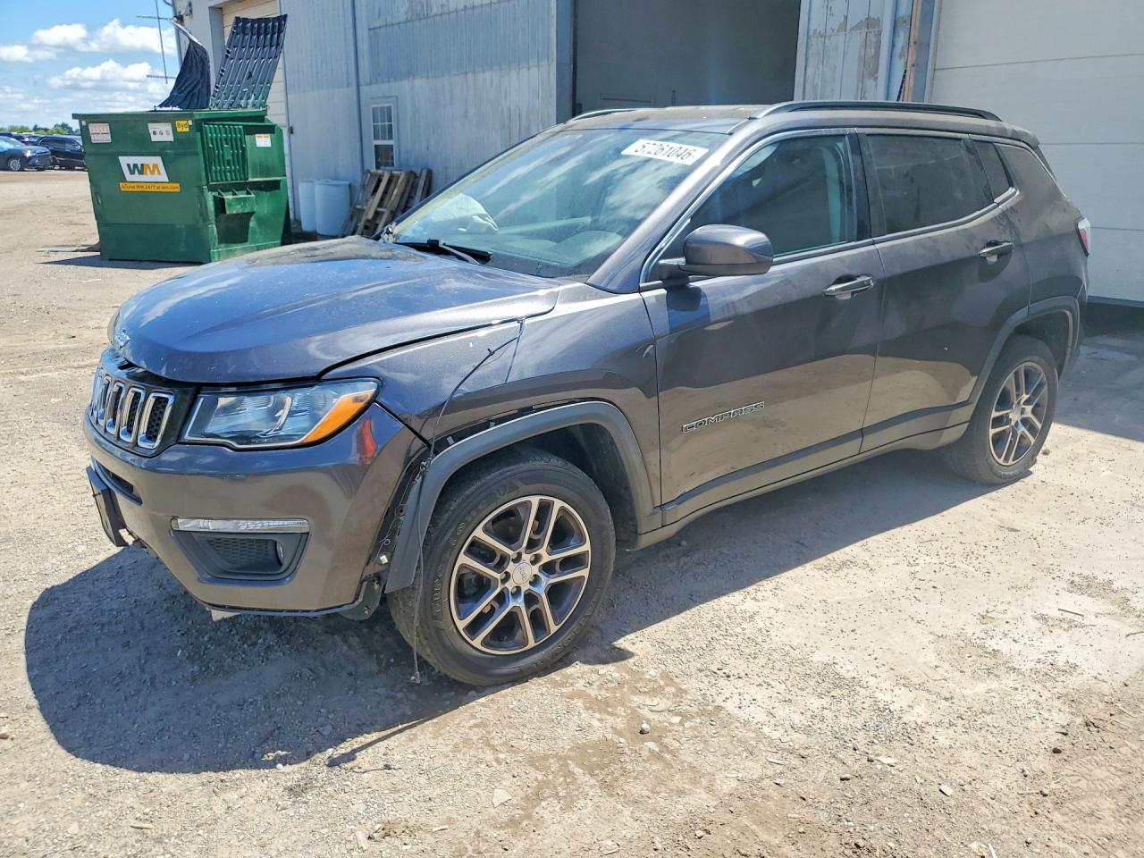 Photo of the 2018 JEEP COMPASS LATITUDE