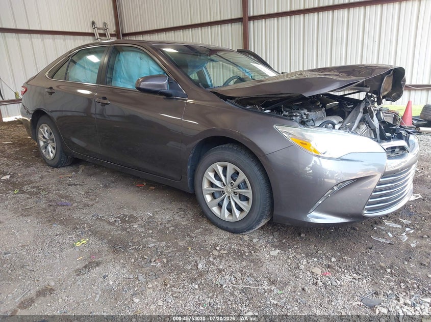 Photo of the 2015 TOYOTA CAMRY LE