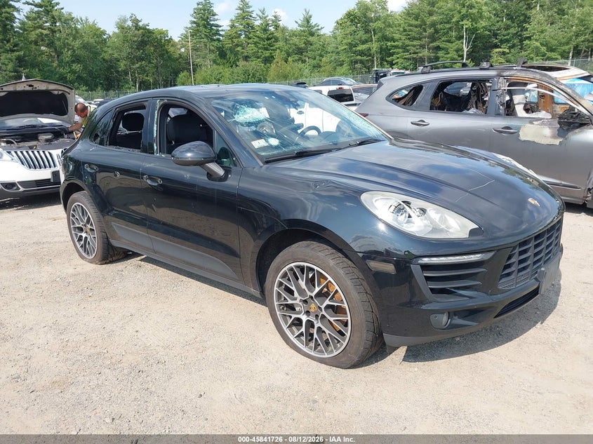 Photo of the 2017 PORSCHE MACAN S