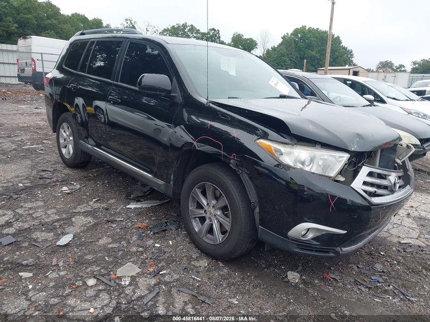 Photo of the 2012 TOYOTA HIGHLANDER BASE V6
