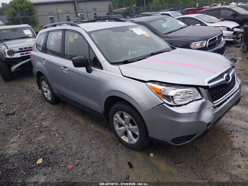 Photo of the 2016 SUBARU FORESTER 2.5I