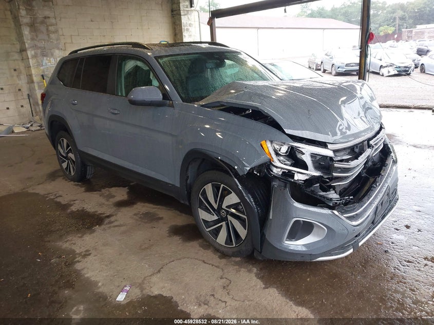 Photo of the 2026 VOLKSWAGEN ATLAS SE WITH TECHNOLOGY