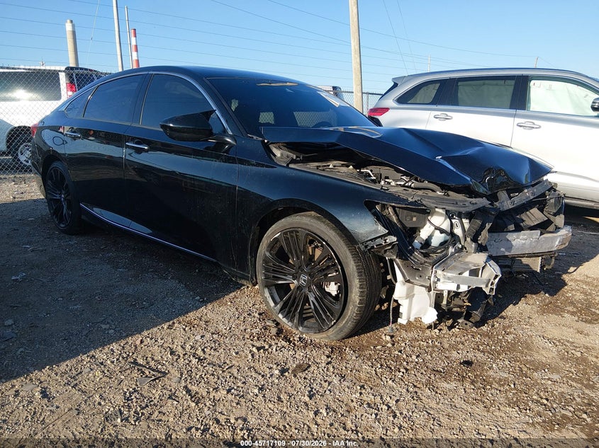 Photo of the 2022 HONDA ACCORD TOURING