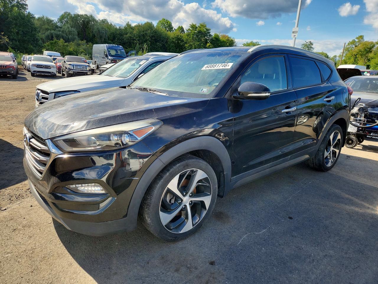 Photo of the 2016 HYUNDAI TUCSON LIMITED