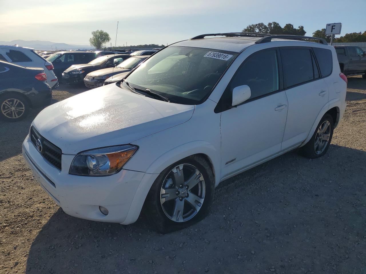Photo of the 2008 TOYOTA RAV4 SPORT