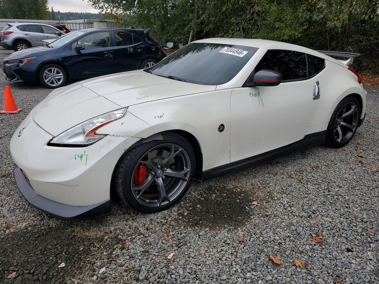 Photo of the 2014 NISSAN 370Z BASE