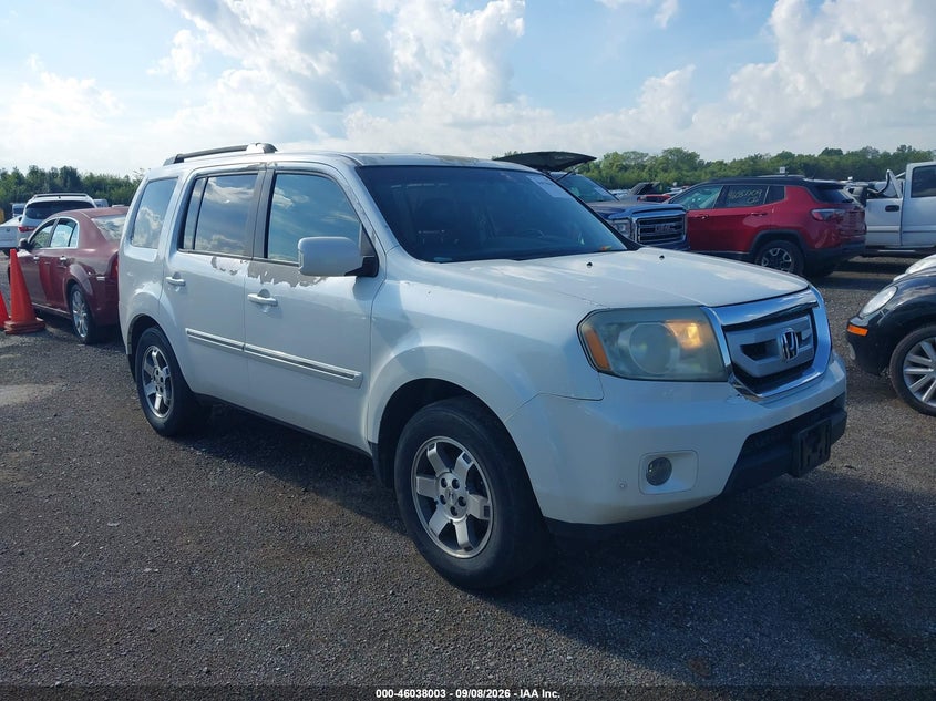 Photo of the 2011 HONDA PILOT TOURING