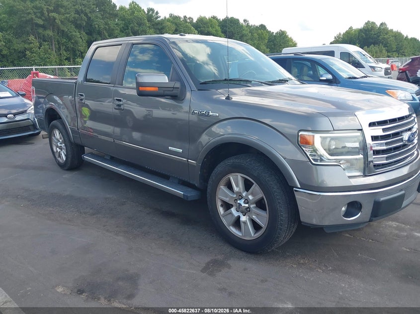 Photo of the 2013 FORD F-150 LARIAT
