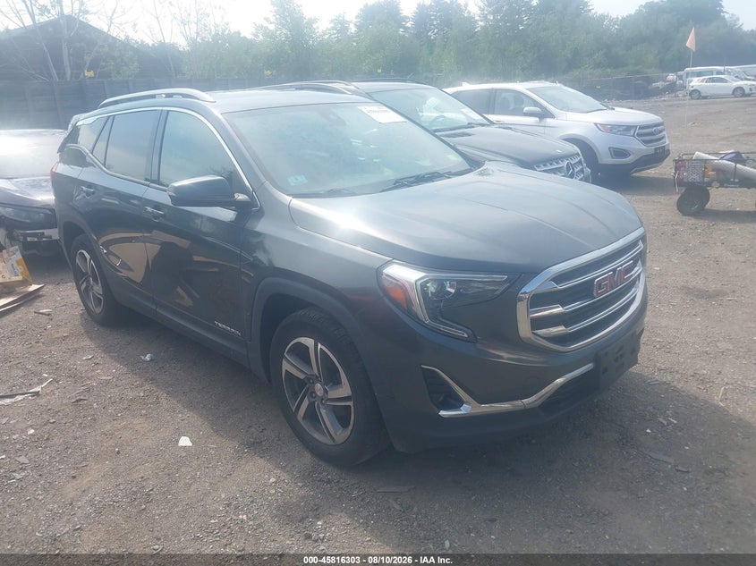 Photo of the 2019 GMC TERRAIN SLT