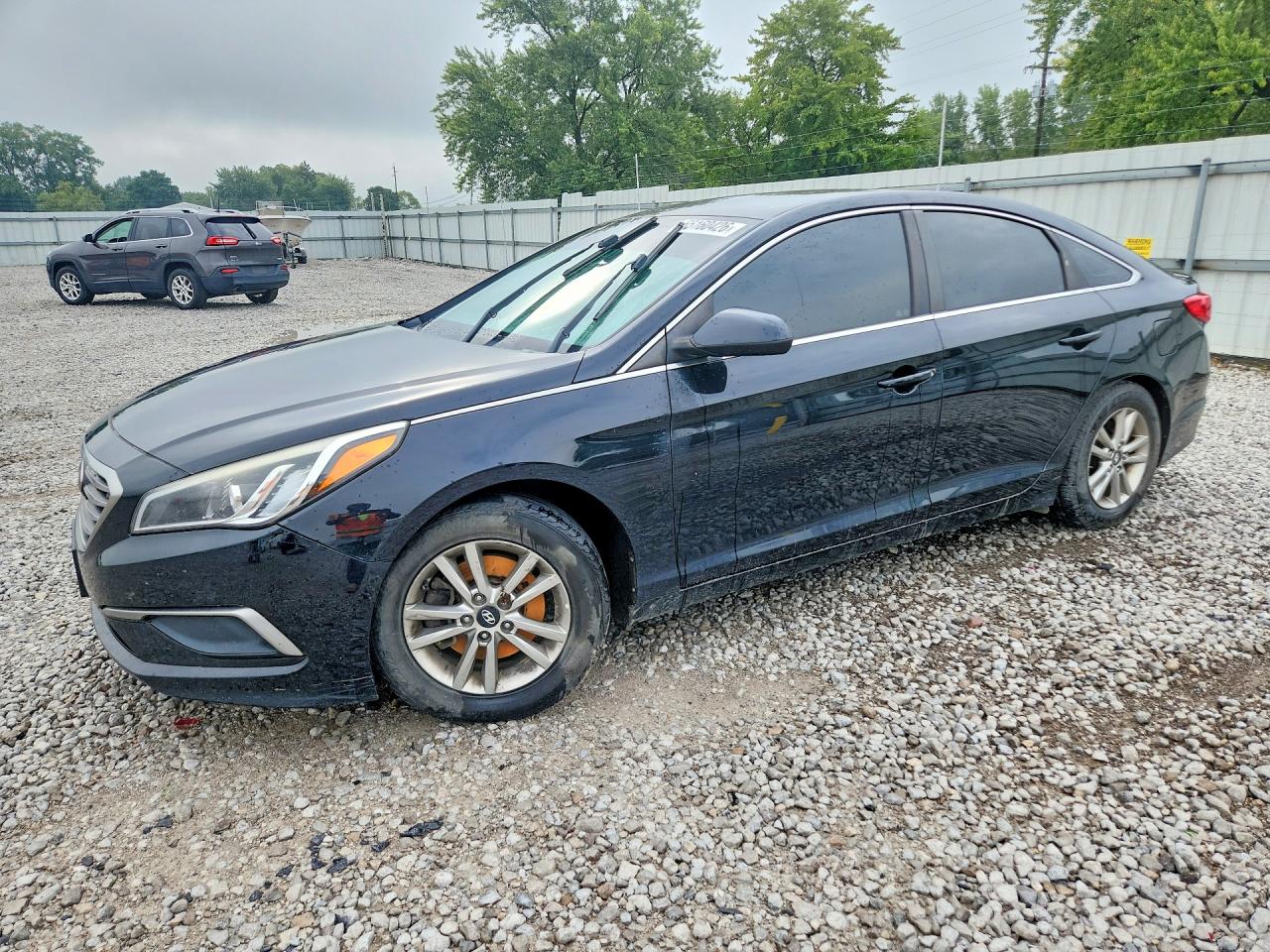 Photo of the 2017 HYUNDAI SONATA SE