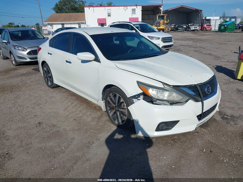 Photo of the 2016 NISSAN ALTIMA 2.5 SR