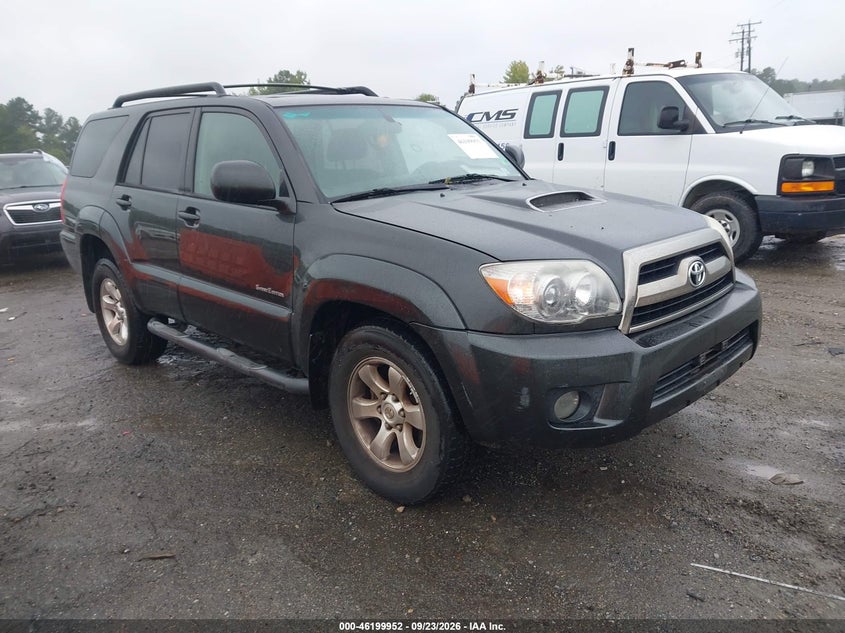 Photo of the 2006 TOYOTA 4RUNNER SR5 SPORT