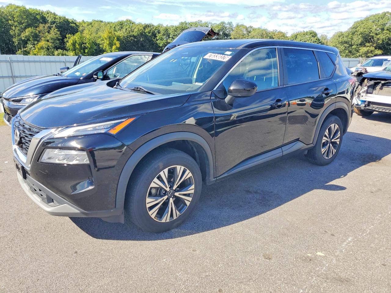 Photo of the 2023 NISSAN ROGUE SV