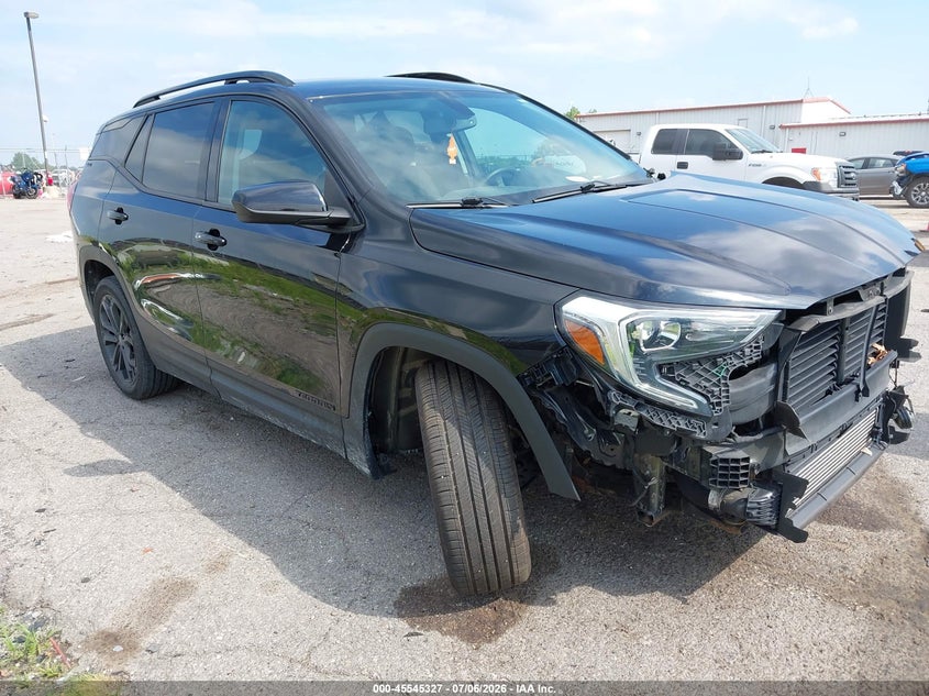 Photo of the 2019 GMC TERRAIN SLE