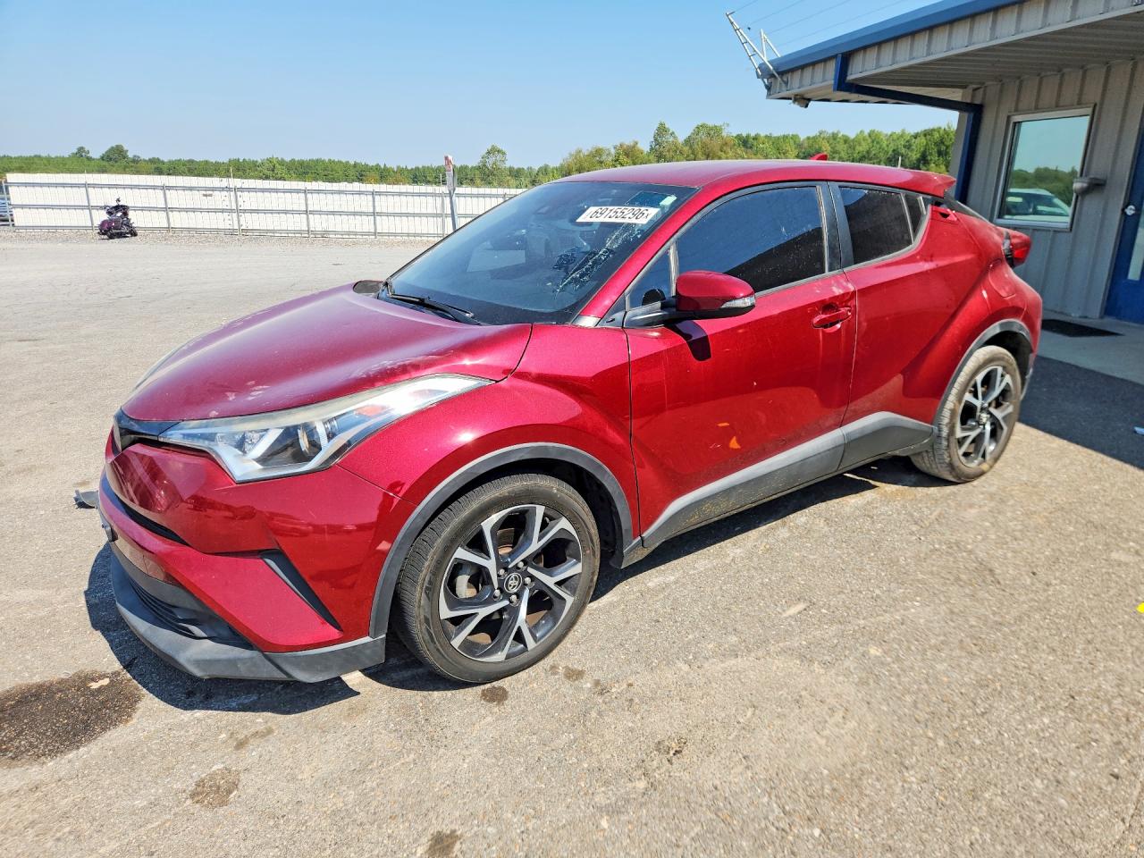 Photo of the 2018 TOYOTA C-HR XLE