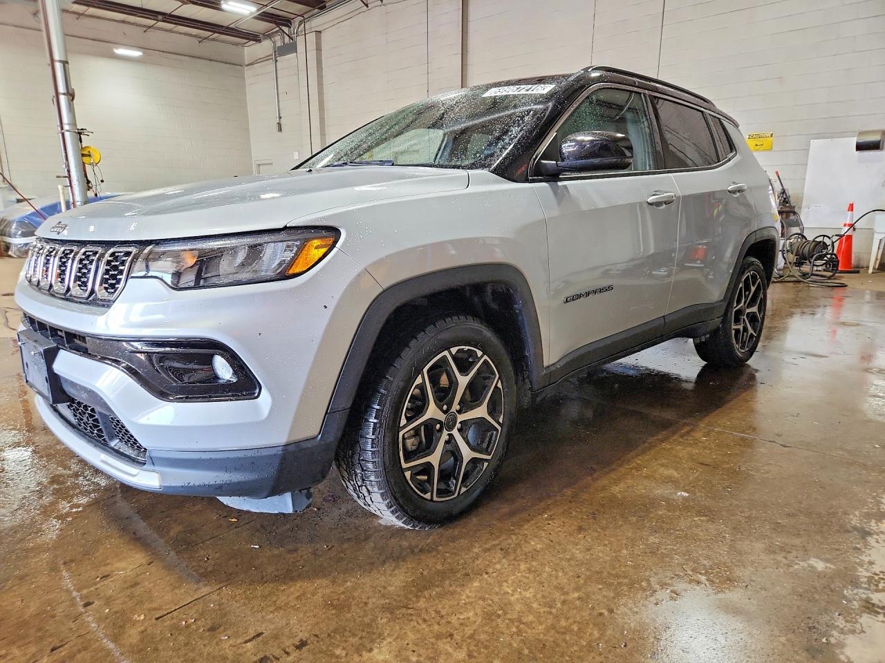 Photo of the 2025 JEEP COMPASS LIMITED