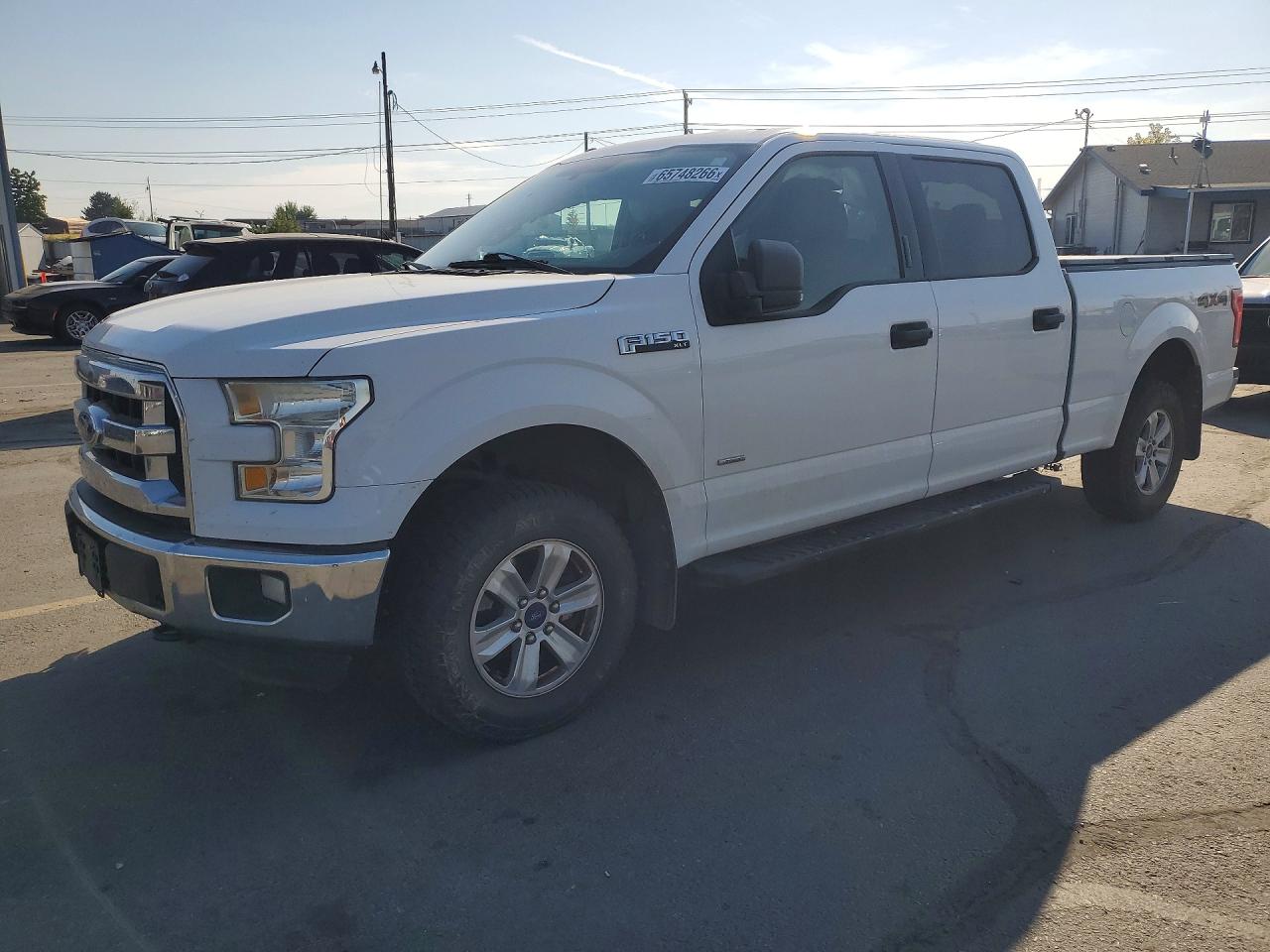 Photo of the 2015 FORD F150 SUPERCREW