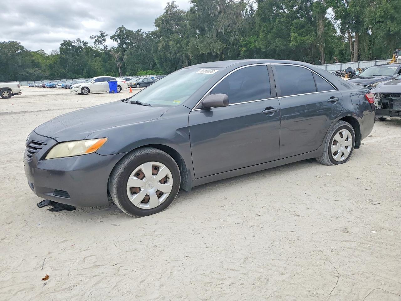 Photo of the 2007 TOYOTA CAMRY LE V6