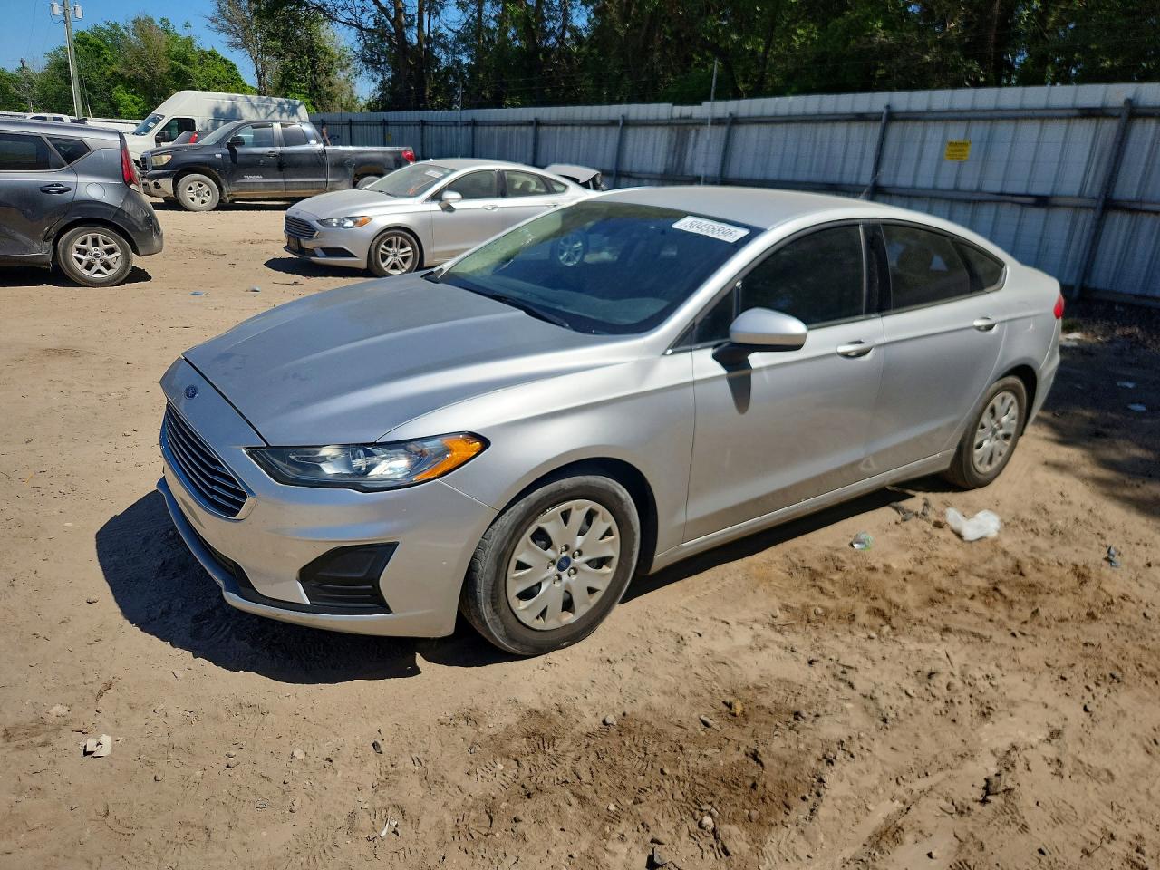 Photo of the 2019 FORD FUSION S