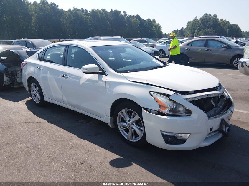 Photo of the 2015 NISSAN ALTIMA 2.5 SV